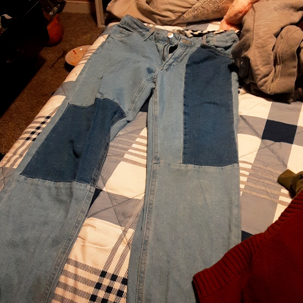 Mix match color pants